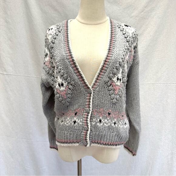 Koret cottagecore gray knit pom pom semi cropped cardigan sweater Size Petite - Picture 16 of 16